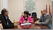 Carmen Olmedo y Fco Jose Garcia con alcalde Ballesteros de Calatrava 1