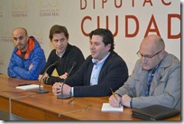 David Triguero, Rodrigo Moraleda y el alcalde de Corral de Calatrava presentan la II Edición del Circuito de CarrerasTrail en la provincia