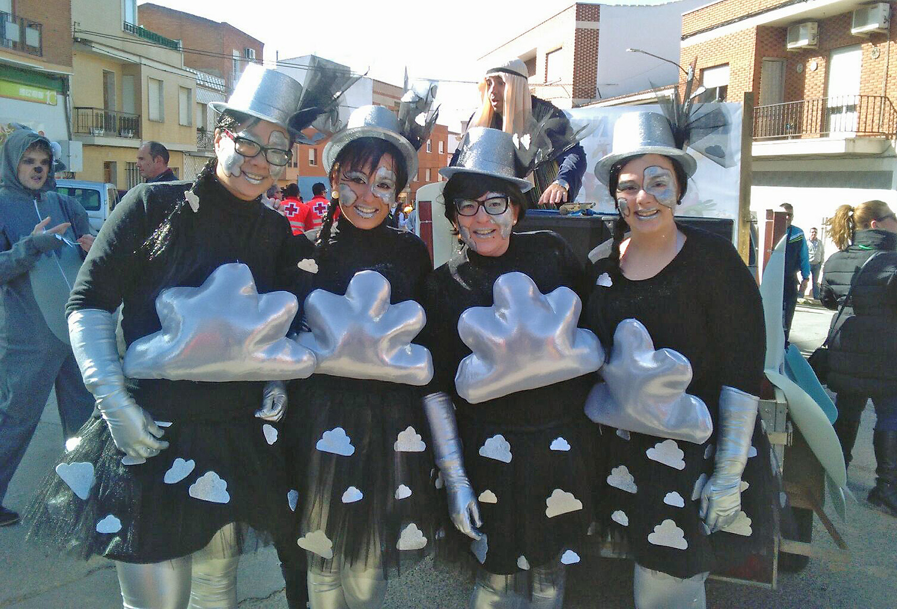 Desfile-Almodóvar_Nubes