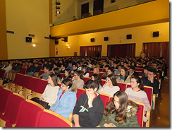 Estudiantes de manzanares asistentes a la inauguración de las jornadas