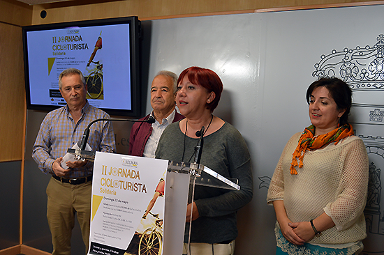 Un momento de la presentación de la jornada de cicloturismo
