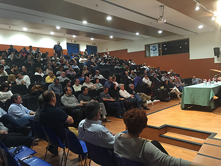Cerca de 300 delegados sindicales de CCOO han participado en el encuentro de negociadores
