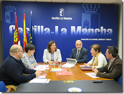 Los responsables de la consejería de Economía, Empresas y Empleo se han reunido con miembros de Cáritas